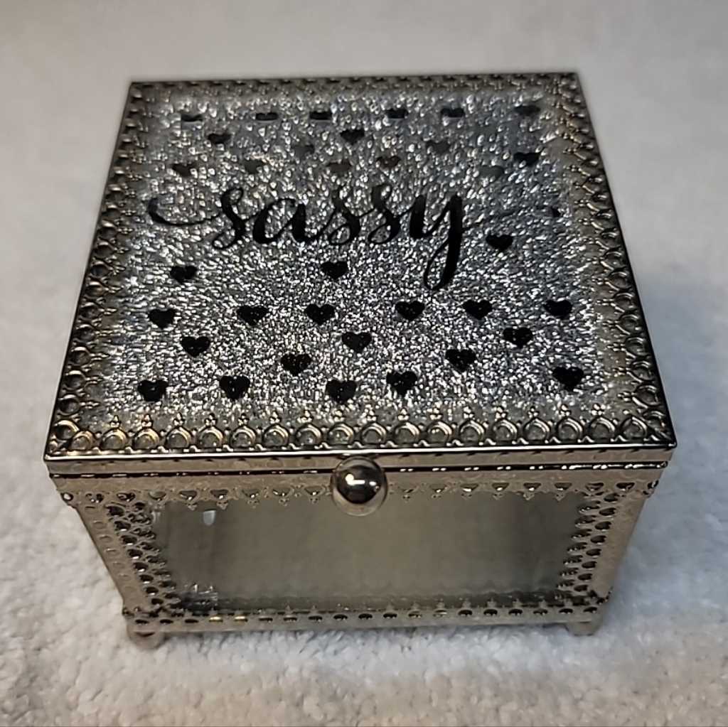 Kensie Home Sassy Glass Jewelry Box Footed Trinket Box Mirrored 20$
